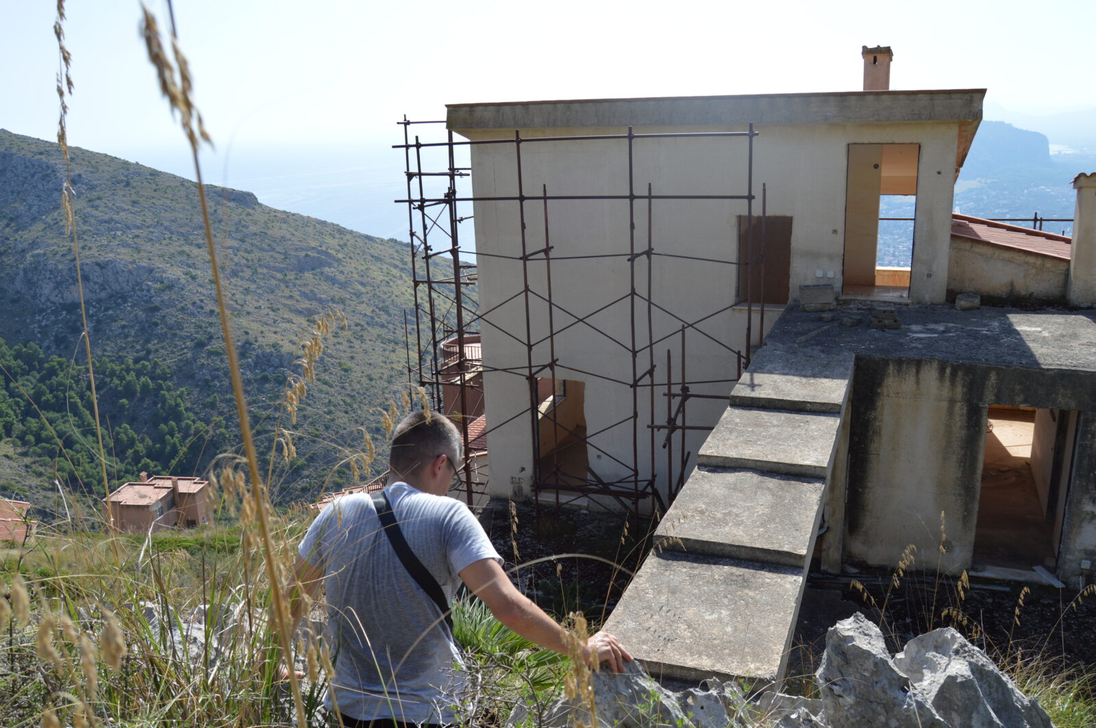 Modern Ruination, with Pablo Arboleda